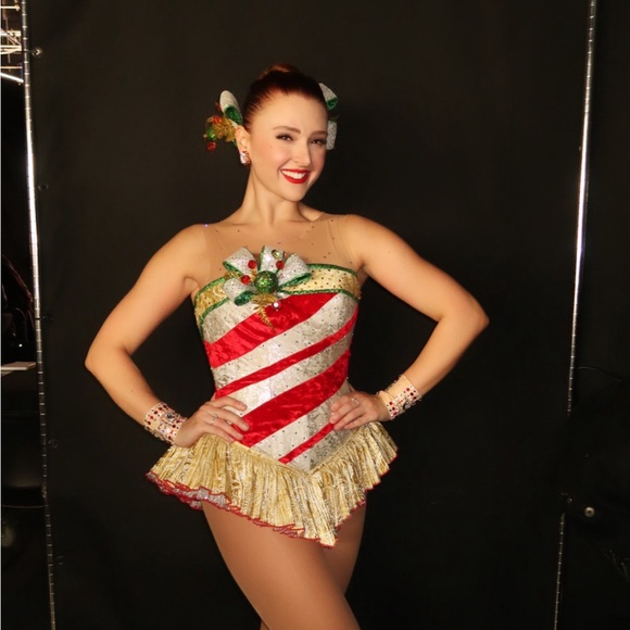 Meet your Posher, Tiffany - Picture 2 of 3